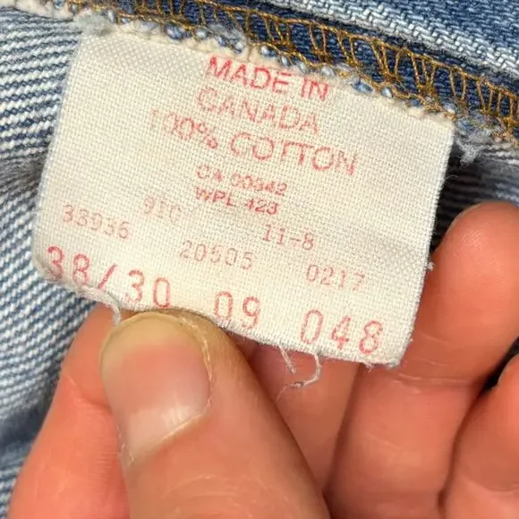 Vintage 90s Levi's 505 Orange Tab Jeans Men's 38x30 (36x30) Made in Canada